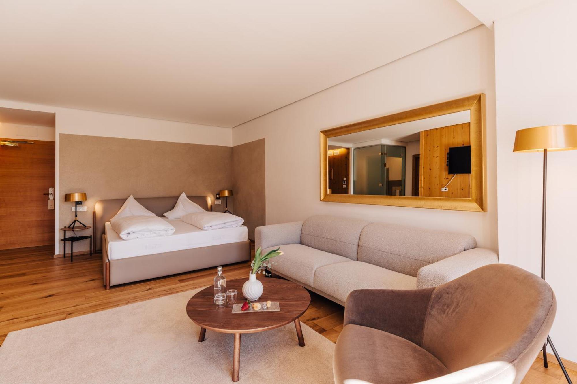 שנה Hotel Hohenwart מראה חיצוני תמונה