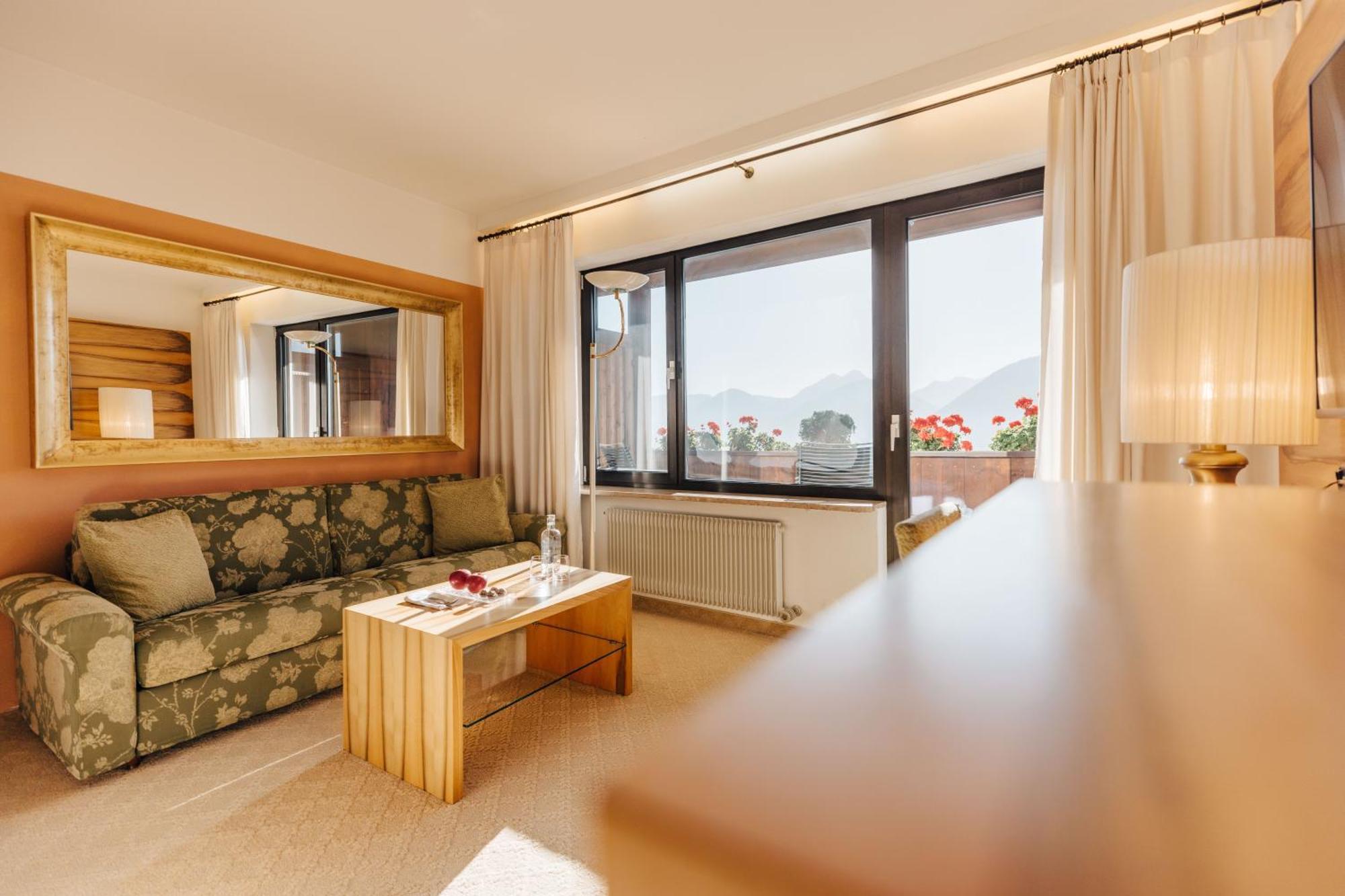 שנה Hotel Hohenwart מראה חיצוני תמונה